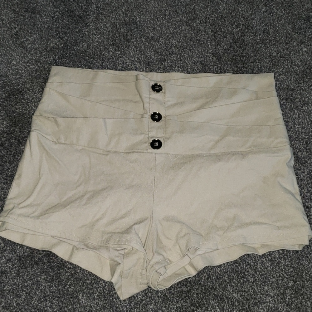 Ladies shorts